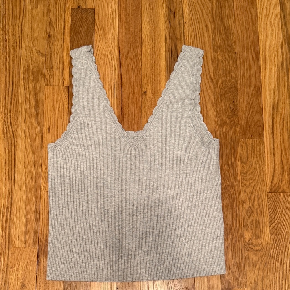 Aerie Light Gray Scalloped Knit Top